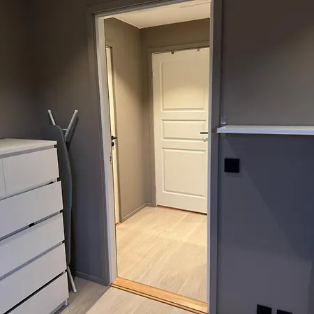 Big 2 Bedrooms 10 Min From Granasen, Vm2025 Daire