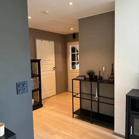 Big 2 Bedrooms 10 Min From Granasen, Vm2025 Daire *