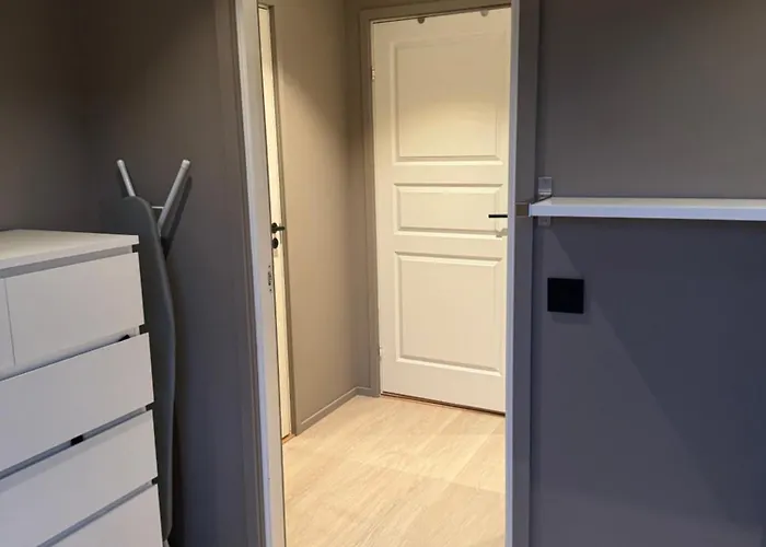 Big 2 Bedrooms 10 Min From Granasen, Vm2025 Apartament