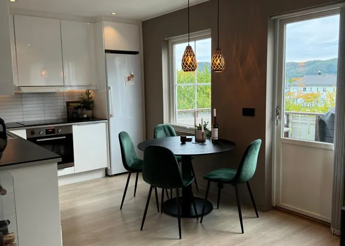Big 2 Bedrooms 10 Min From Granasen, Vm2025 Apartament